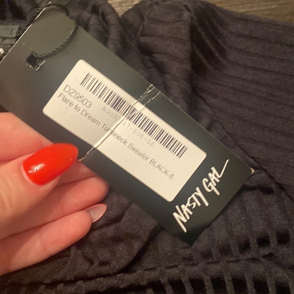 Nasty Gal Women’s Black Turtle Neck Size 4 - Picture 5 of 7